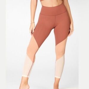 Fabletics Zone High Waisted 7/8 Leggings (XS)